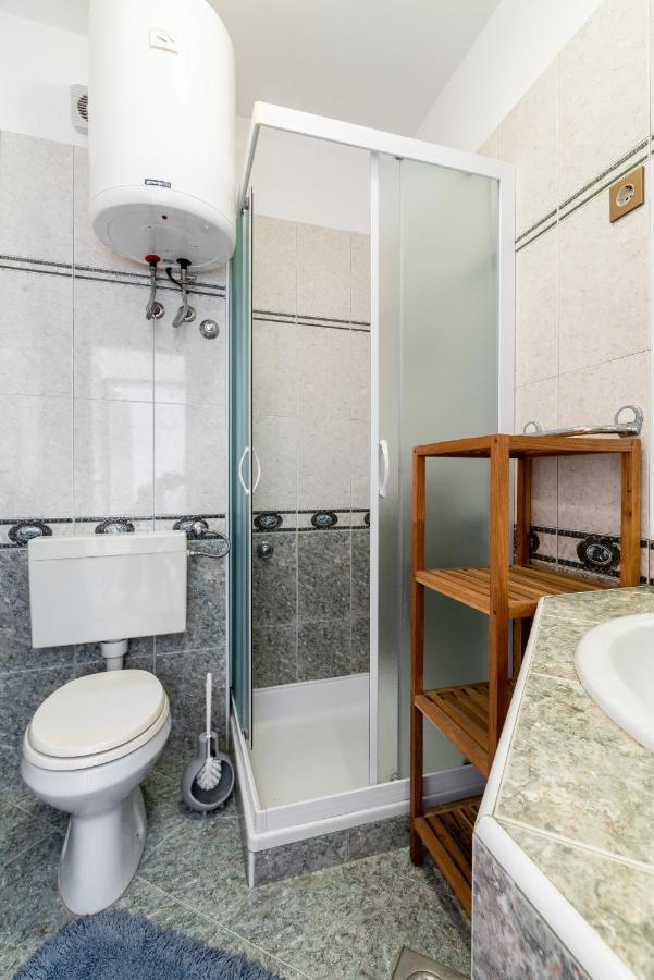 Apartments With A Parking Space Lopar, Rab - 14070 Exterior foto